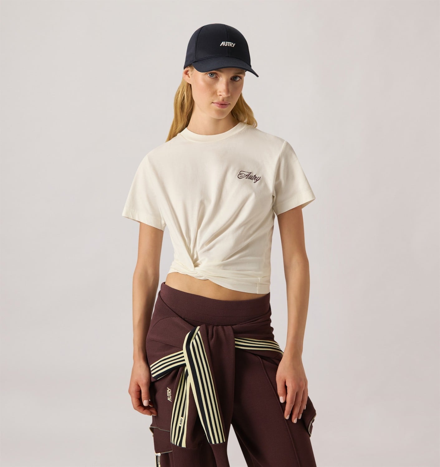 CLASSY LOGO T-SHIRT FOR WOMAN