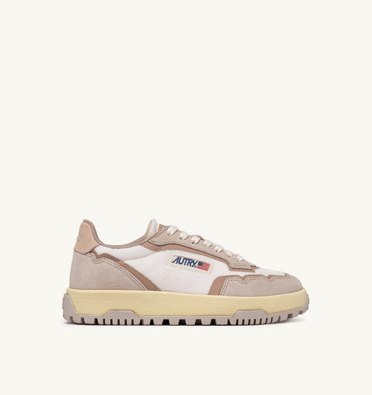 WILDPACE LOW SNEAKERS IN WHISPER WHITE AND SAND DRAGON MESH AND SUEDE