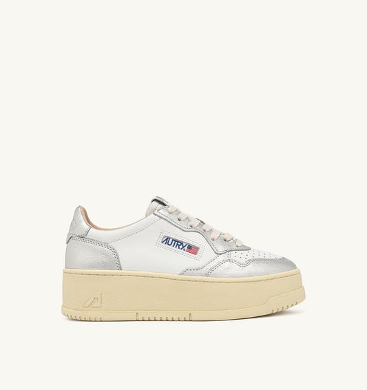 MEDALIST PLATFORM SNEAKERS IN WHITE AND METALIZED SILVER LEATHER